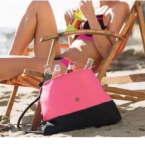 VICTORIA'S SECRET Large Neoprene Insulated Cooler Tote Bag